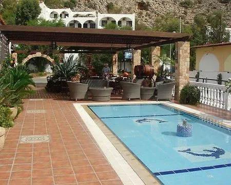 Pefkos Garden * Pefki